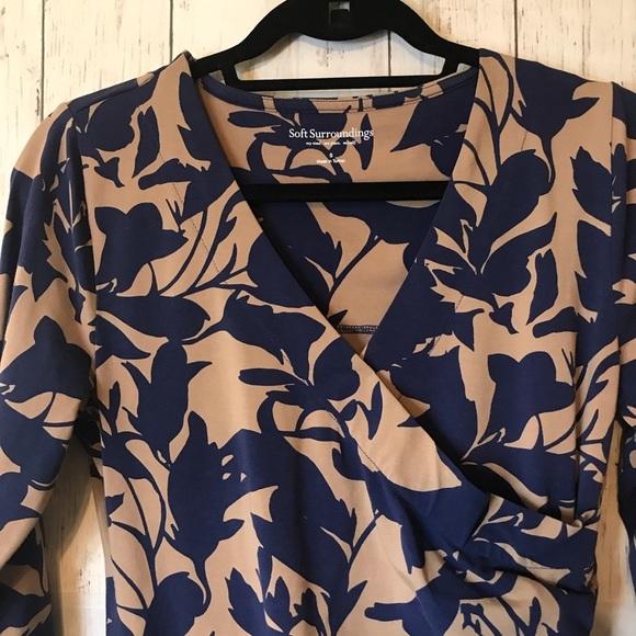 Soft Surroundings Sensational Surplice Top | Lush Tropical-Silhouette  Print - Picture 3 of 13